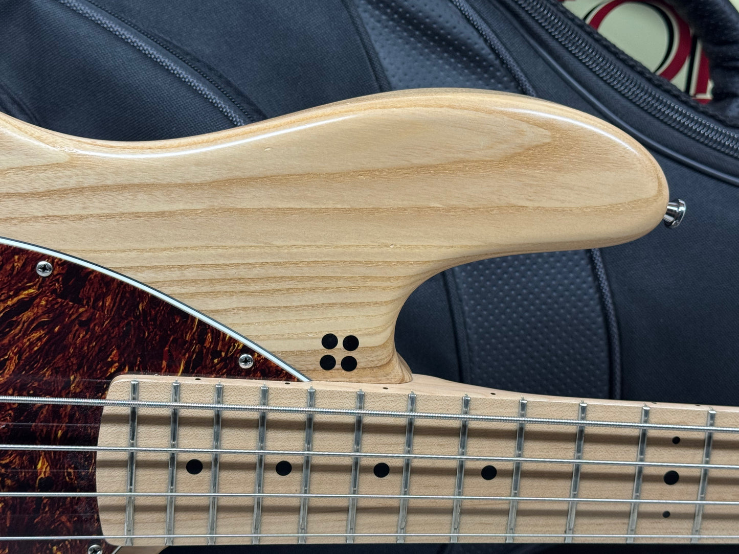 Sandberg California TT-4 tt4 SL Superlight 4-string Bass with Gig Bag