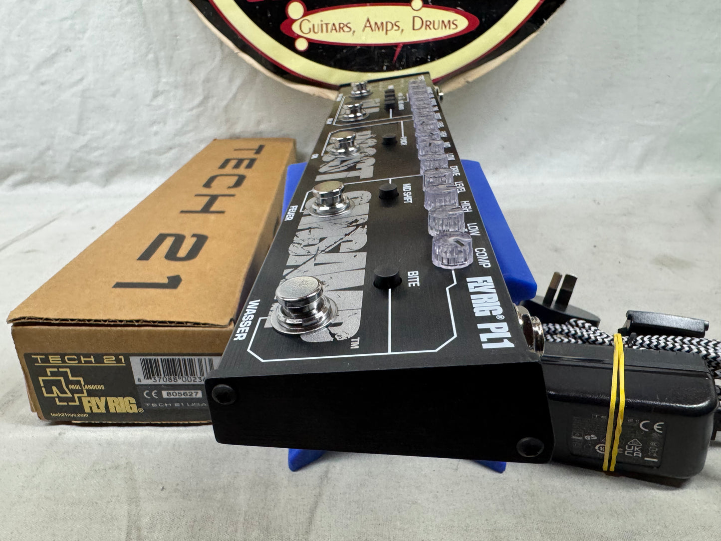 Tech 21 PL1 pl 1 Paul Landers Signature FlyRig Guitar Multi-Effects Pedal with Power Supply + Box