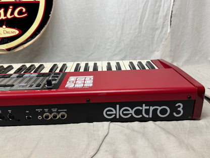 Clavia Nord Electro 3 Seventy Three 73-key Piano & Organ Synthesizer Keyboard with Pedal + Bag