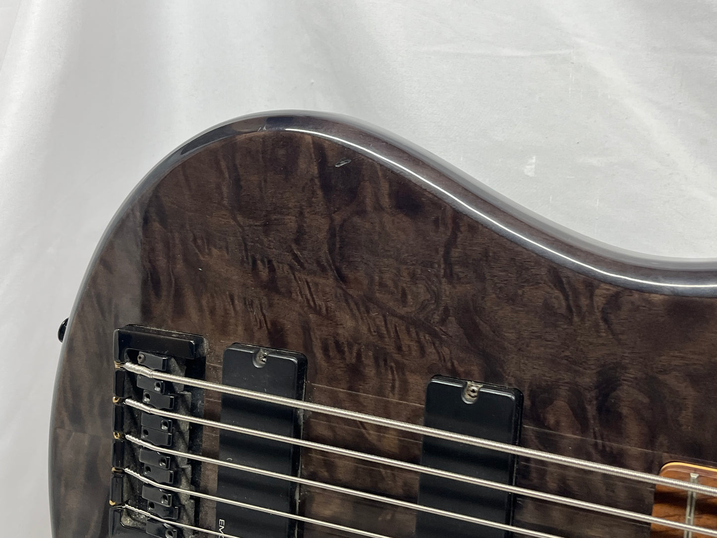 Spector Q5 Doublecut HH 5-String Electric Bass