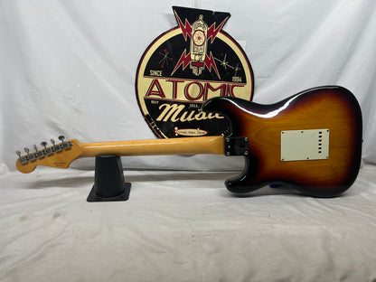 Fender Classic Series '60s Stratocaster strat Electric Guitar - 3-Color Sunburst