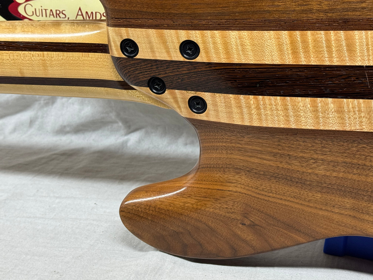 T Smith Guitars Tom W. Smith TS 5-string J-style Bass 2015