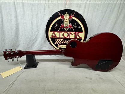 Gibson Les Paul Classic Guitar with Case - Image 8