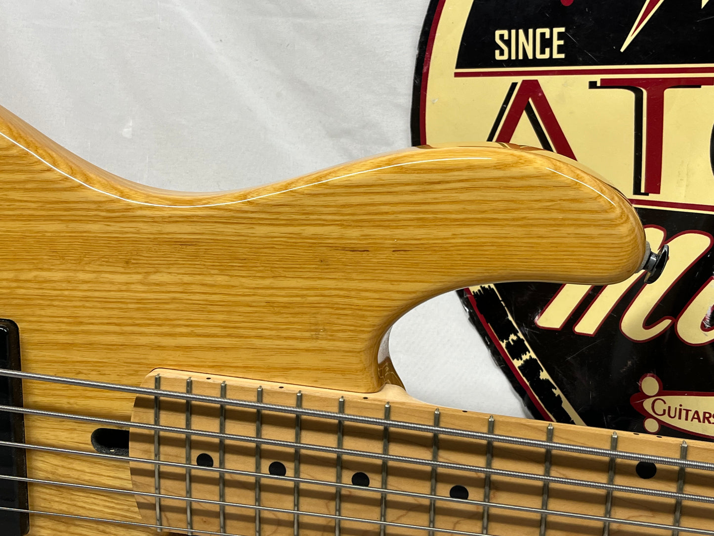 Lakland Skyline Series 5-String Electric Bass
