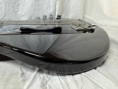 Line 6 Variax Model 700 4-string Bass 2005
