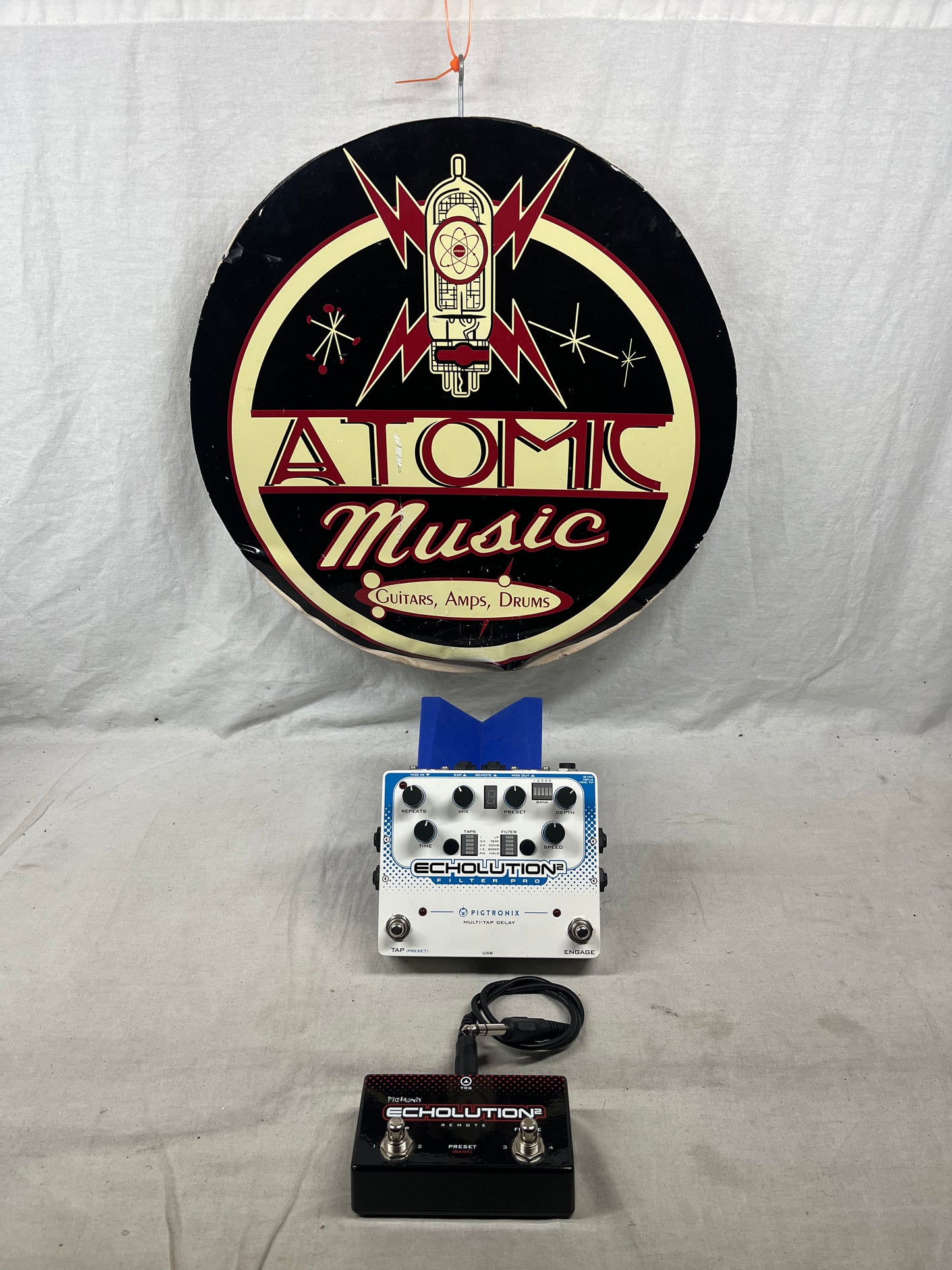 Pigtronix Echolution2 echolution 2 II Filter Pro Multi-Tap Delay Pedal with Remote Switch + TRS cable