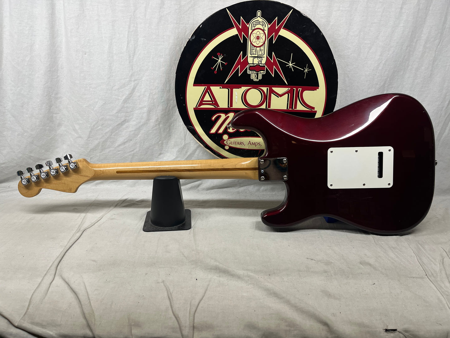 Fender Standard Stratocaster Strat MIM - Made in Mexico Electric Guitar