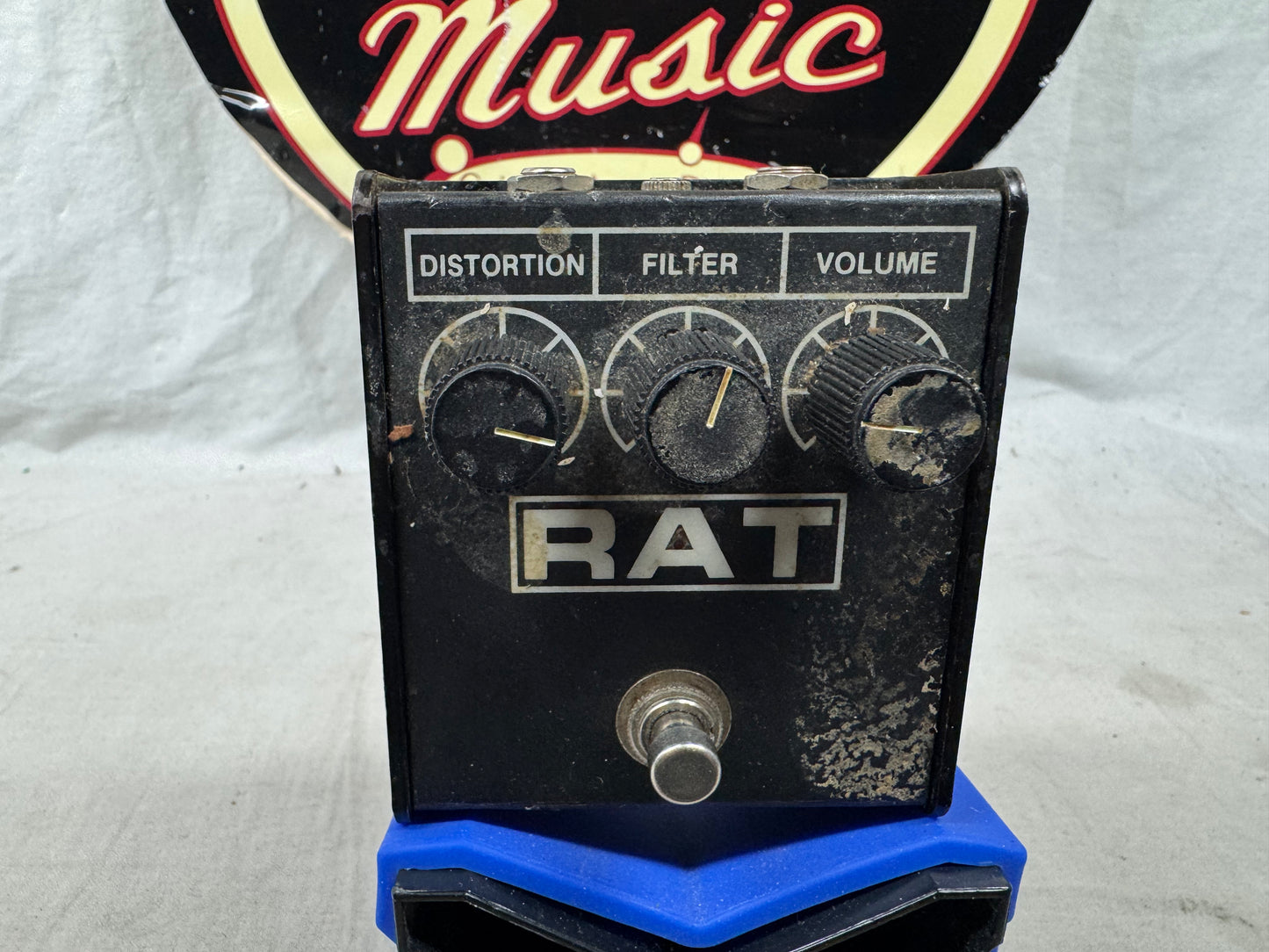 ProCo The Rat 2 RAT2 v4-A version 4-A Distortion Pedal - Flat Top / LED / LM308 OpAmp Chip / Beige PCB pot codes date to 1993