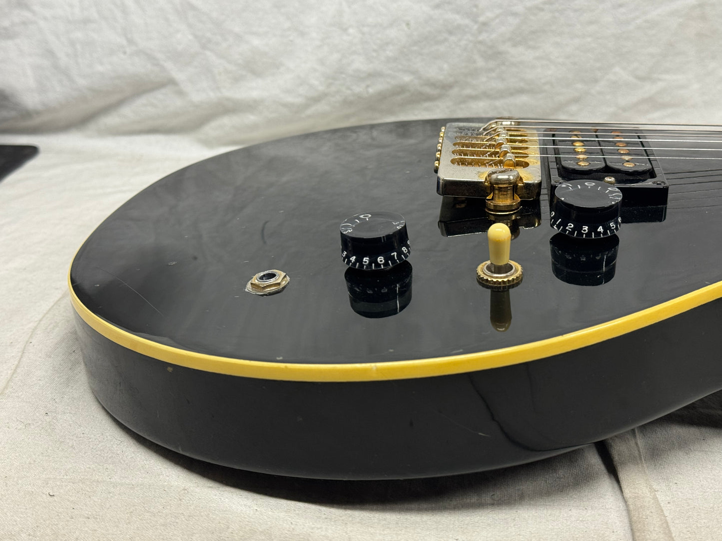 Aria Pro II PE500 pe 500 Singlecut Guitar - Black