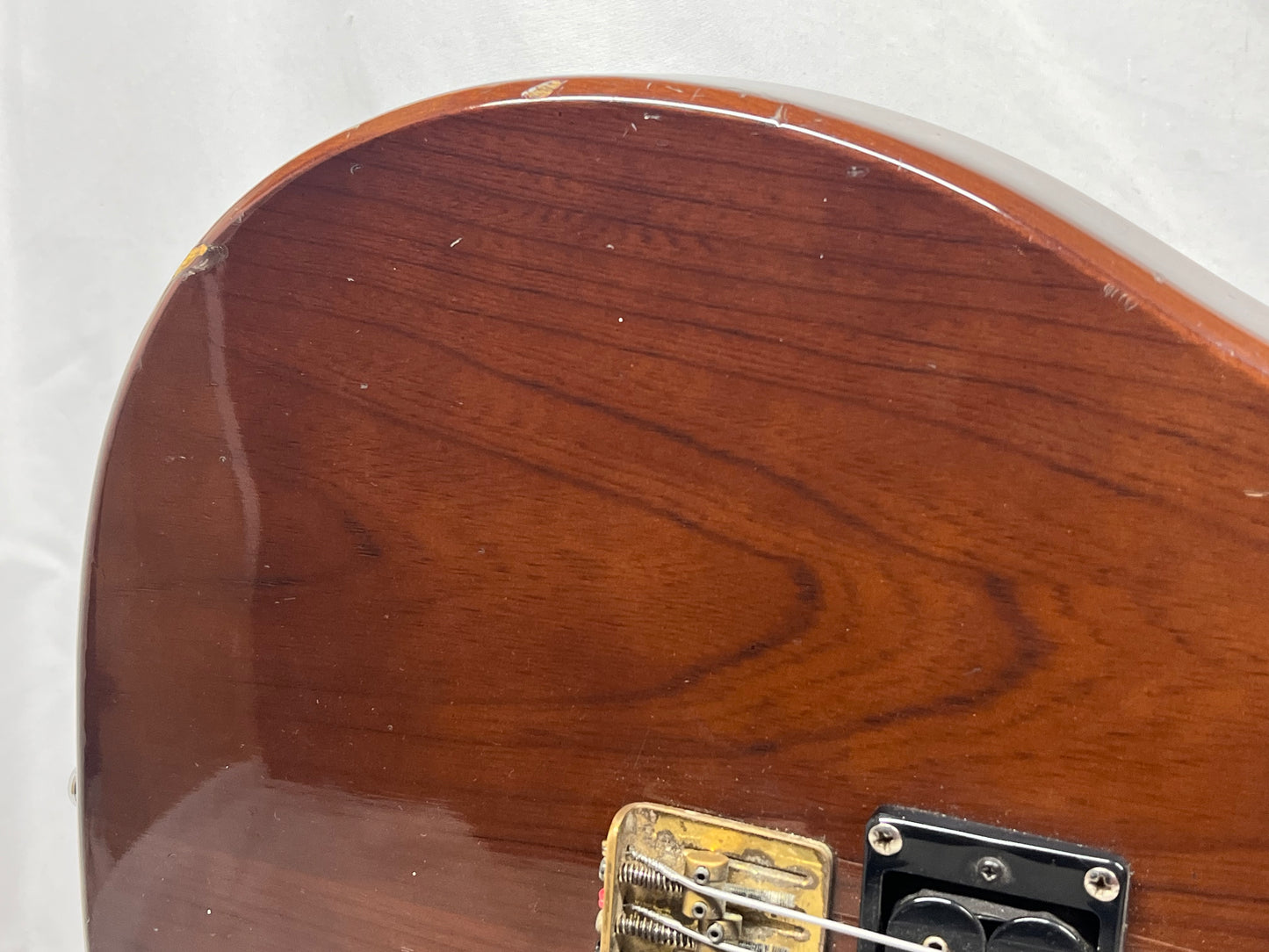 Hondo HP-1081 Longhorn Electric Guitarlin