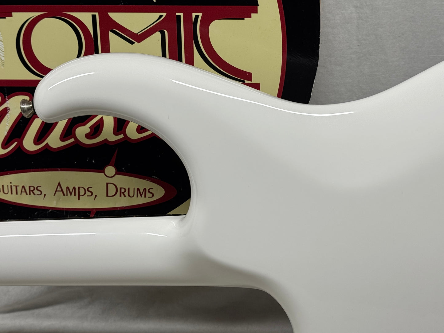 Alembic Elan 4-string Bass with Case - White (likely re-fin'd)