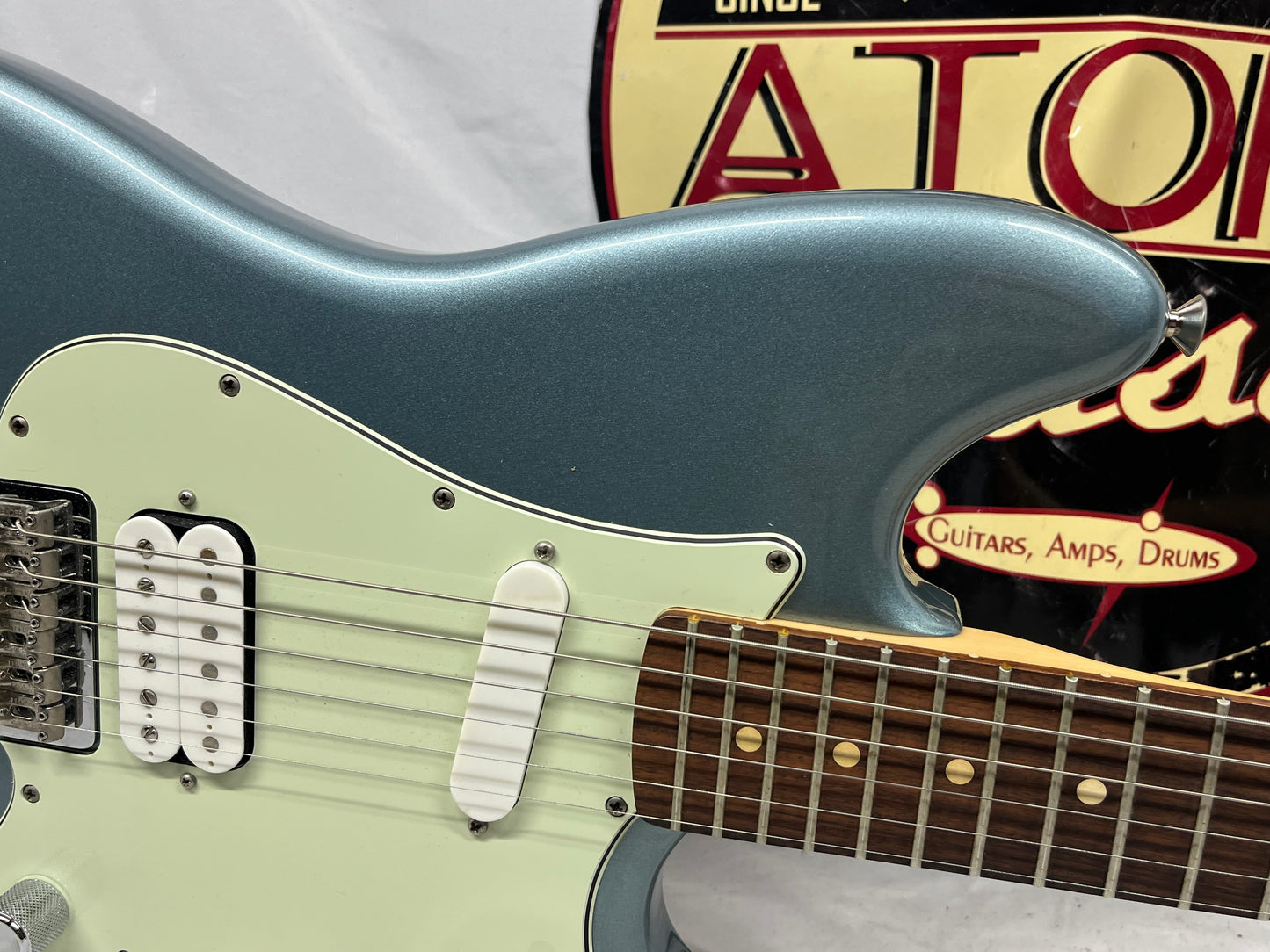 Fender Player Duo-Sonic HS Electric Guitar with Gig Bag MIM - Made in Mexico - Ice Blue Metallic