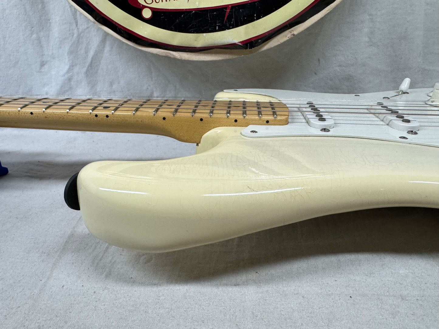 Fender American Vintage '56 1956 Stratocaster Guitar 2017 - Aged White Blonde / Maple neck