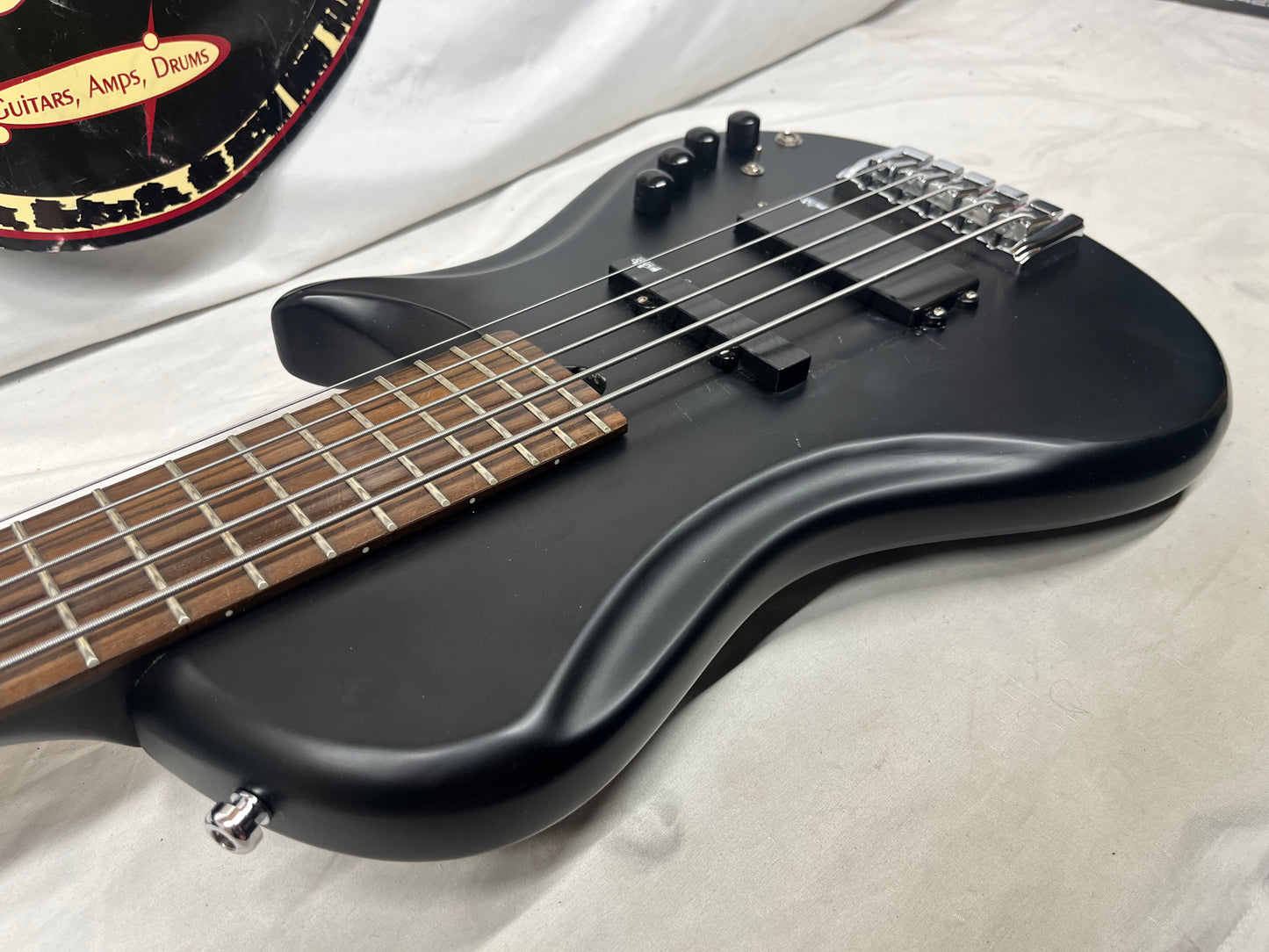 Brubaker Brute MJXSC-5 5-string Active Bass Guitar - Black