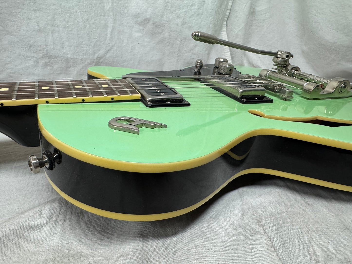 Duesenberg Starplayer V Semi-Hollowbody Guitar 2013