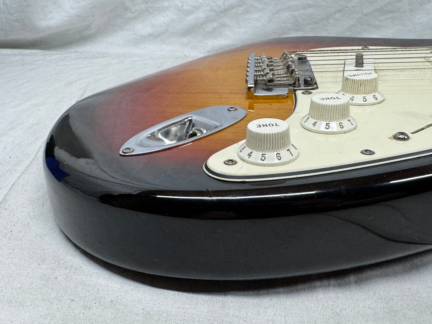 Fender American Standard Stratocaster Guitar 2008 - 3-Color Sunburst / Rosewood fingerboard