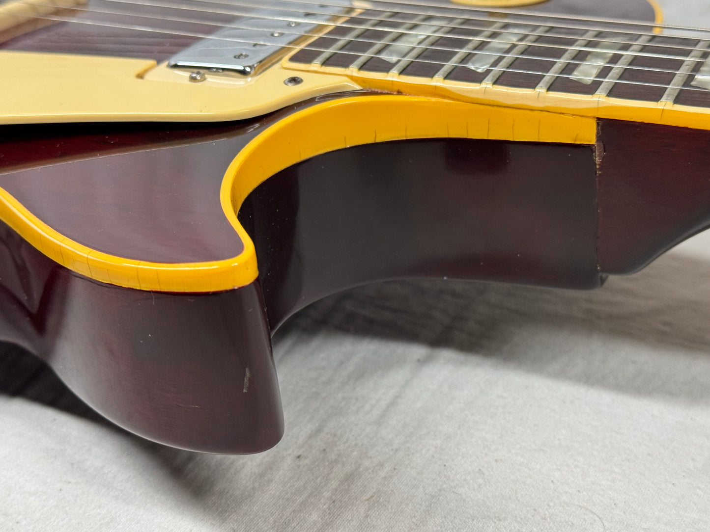 Gibson Les Paul Deluxe Guitar with Case 1978