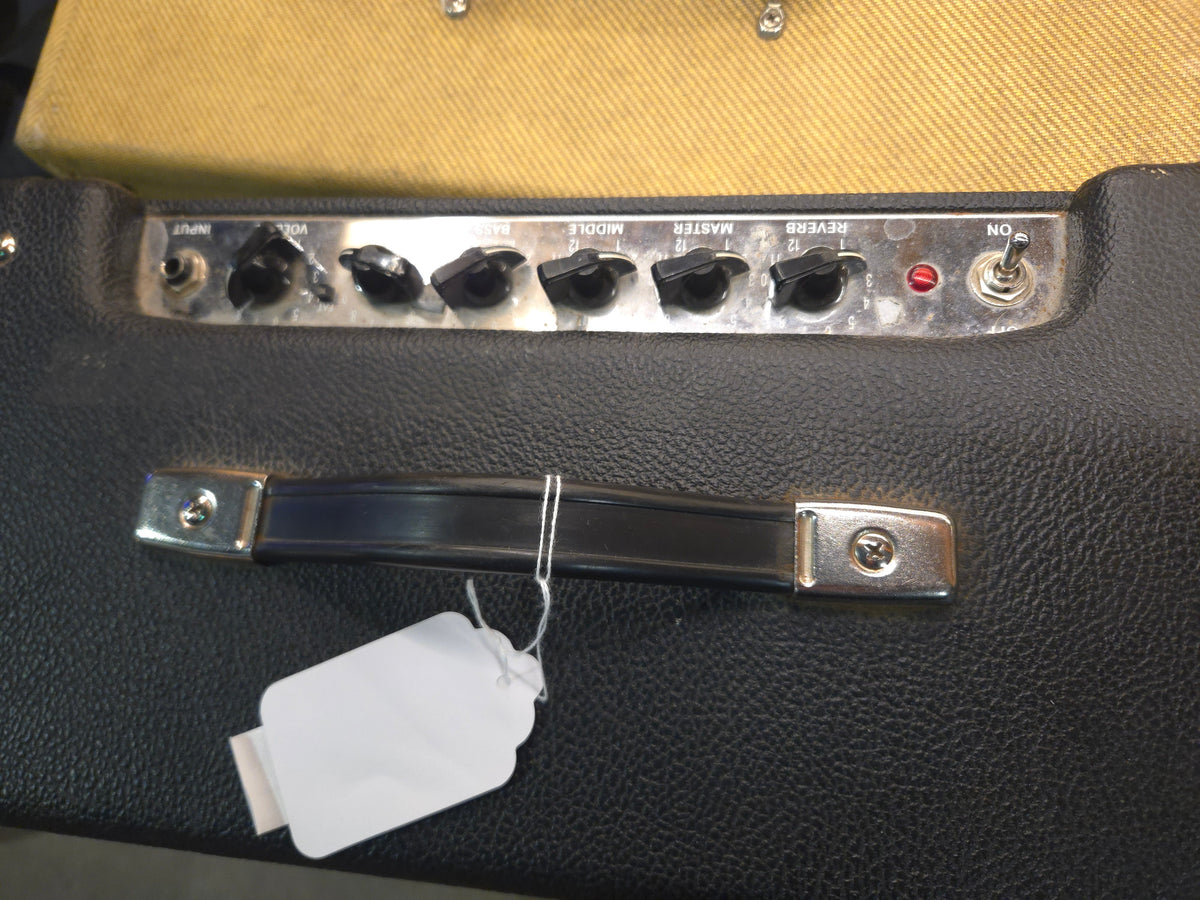 Fender Blues Junior 15-Watt 1x12" Guitar Combo 2002 - 2010 - Local Pickup Only