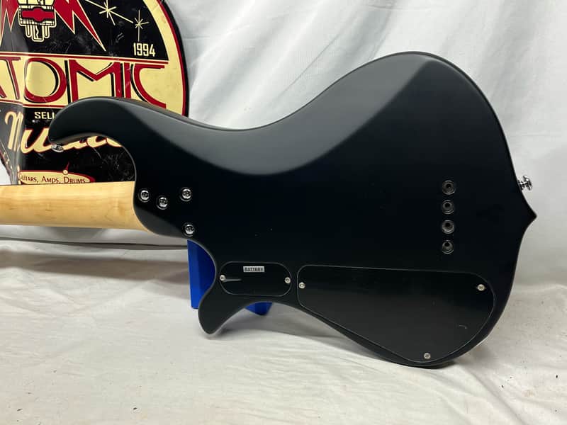 Traben Array 4 4-String Electric Bass - Image 11