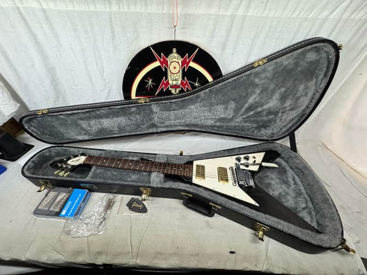 Gibson Flying V Guitar with TKL Case - mods
