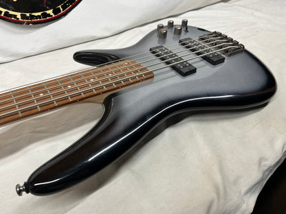 Ibanez Soundgear SR305E 5-String Electric Bass