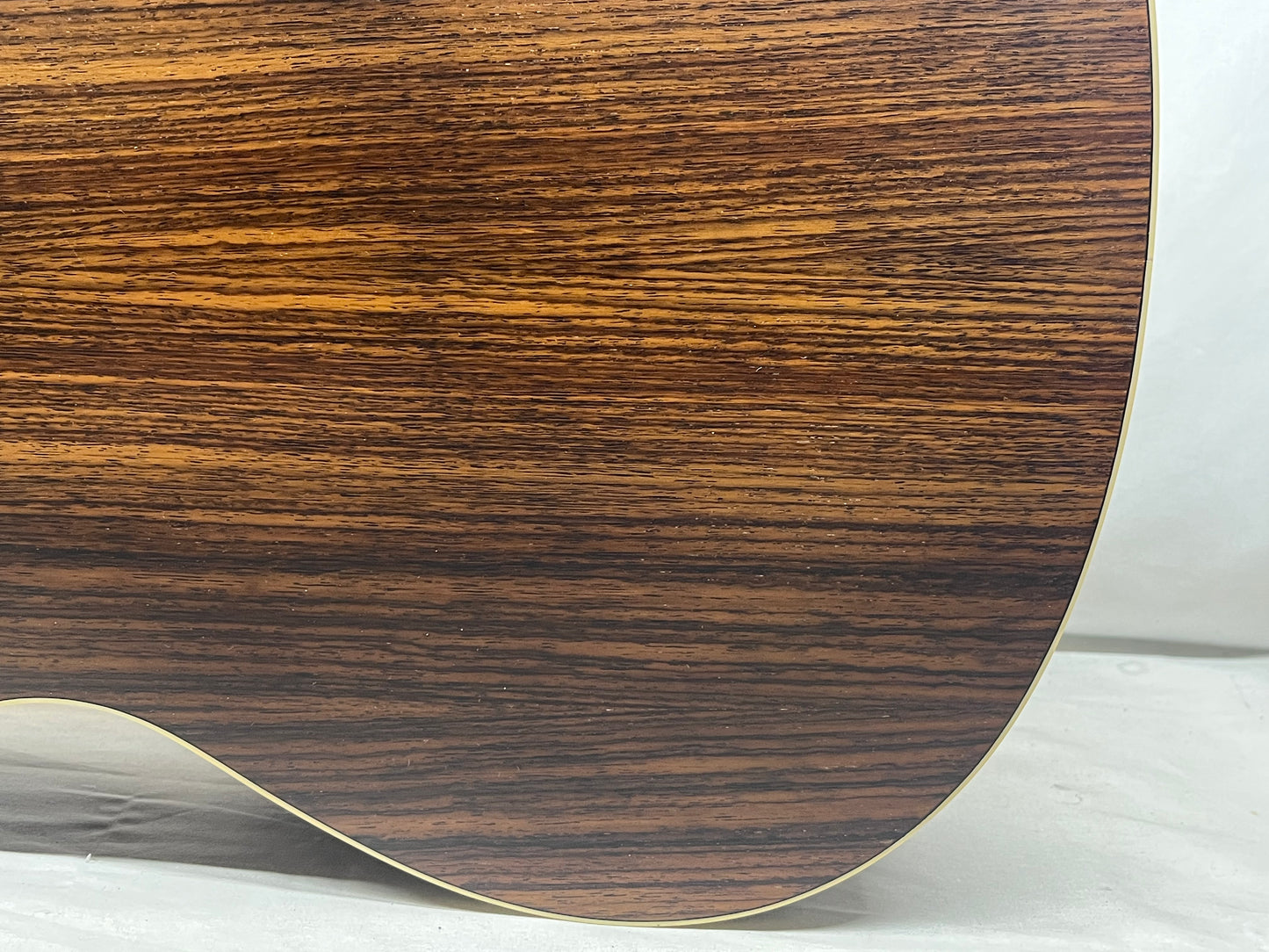 Wechter 1730 Acoustic Guitar