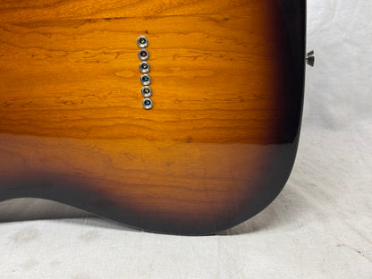 Fender American Professional Telecaster Guitar 2017 - 2-Color Sunburst / Maple neck