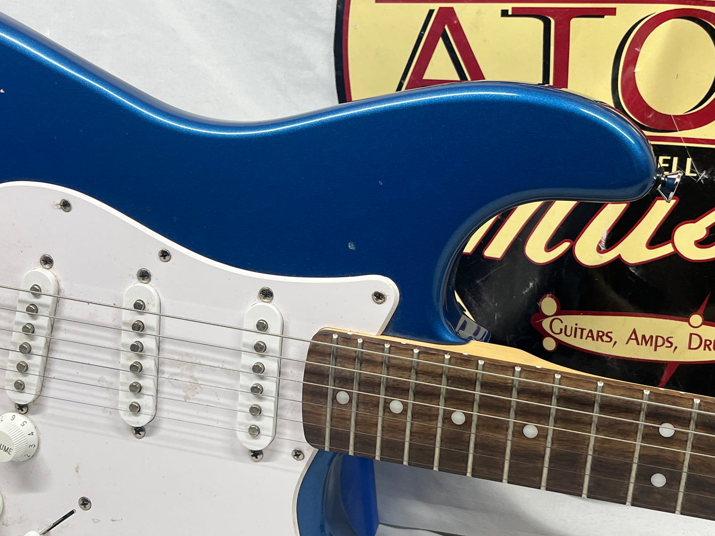 Squier FSR Bullet Stratocaster Strat HT Electric Guitar - Lake Placid Blue