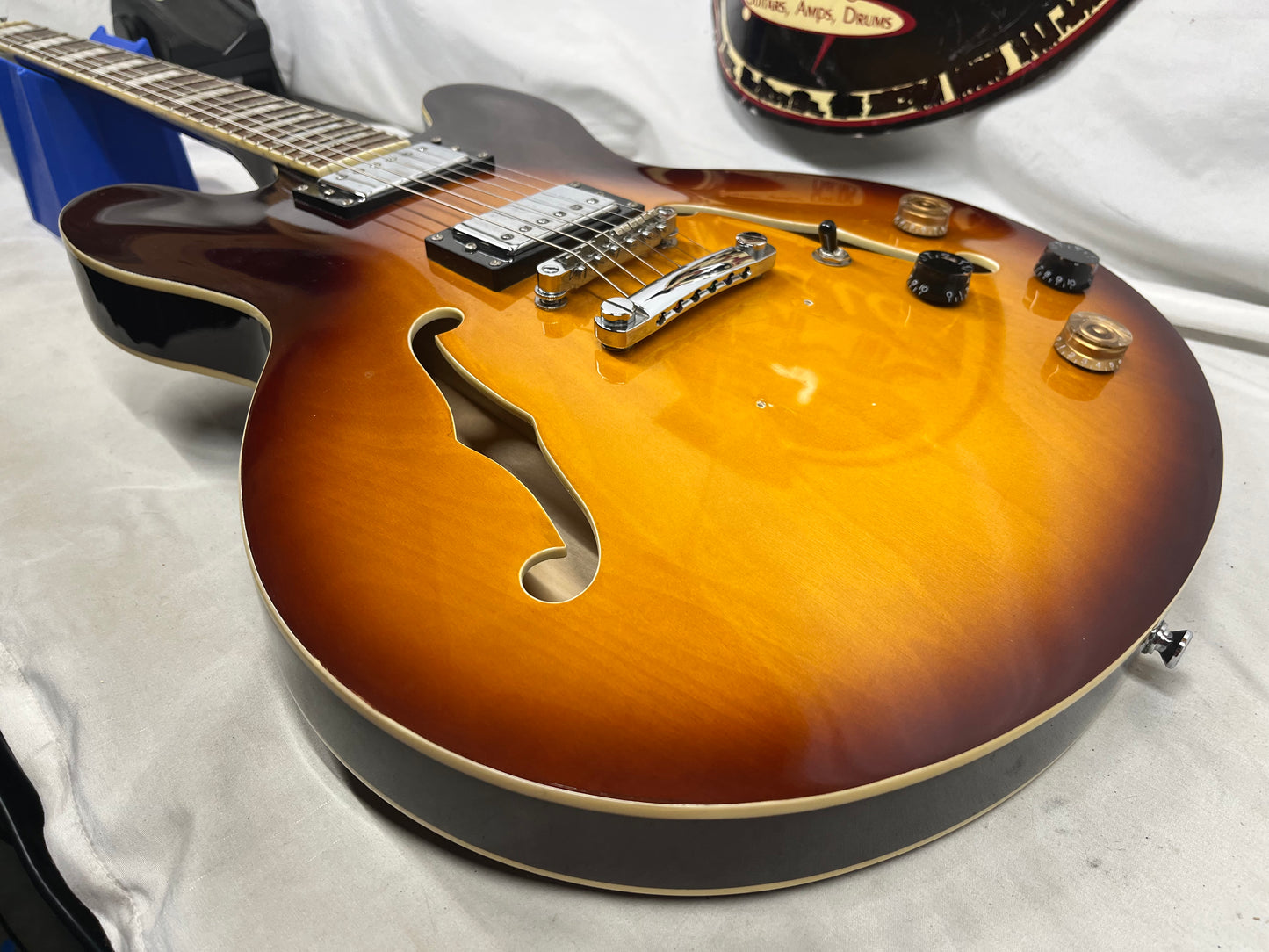 Grote Doublecut Semi-Hollow Body Electric Guitar