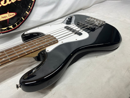 Squier Affinity Series Jazz Bass V 5-String Electric Bass - Black