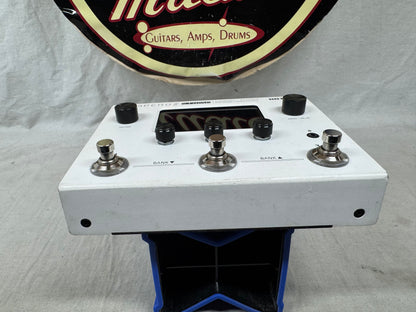 Hotone Ampero II 2 Amp Modeler Multi-Effects Processor Pedal with Power Supply