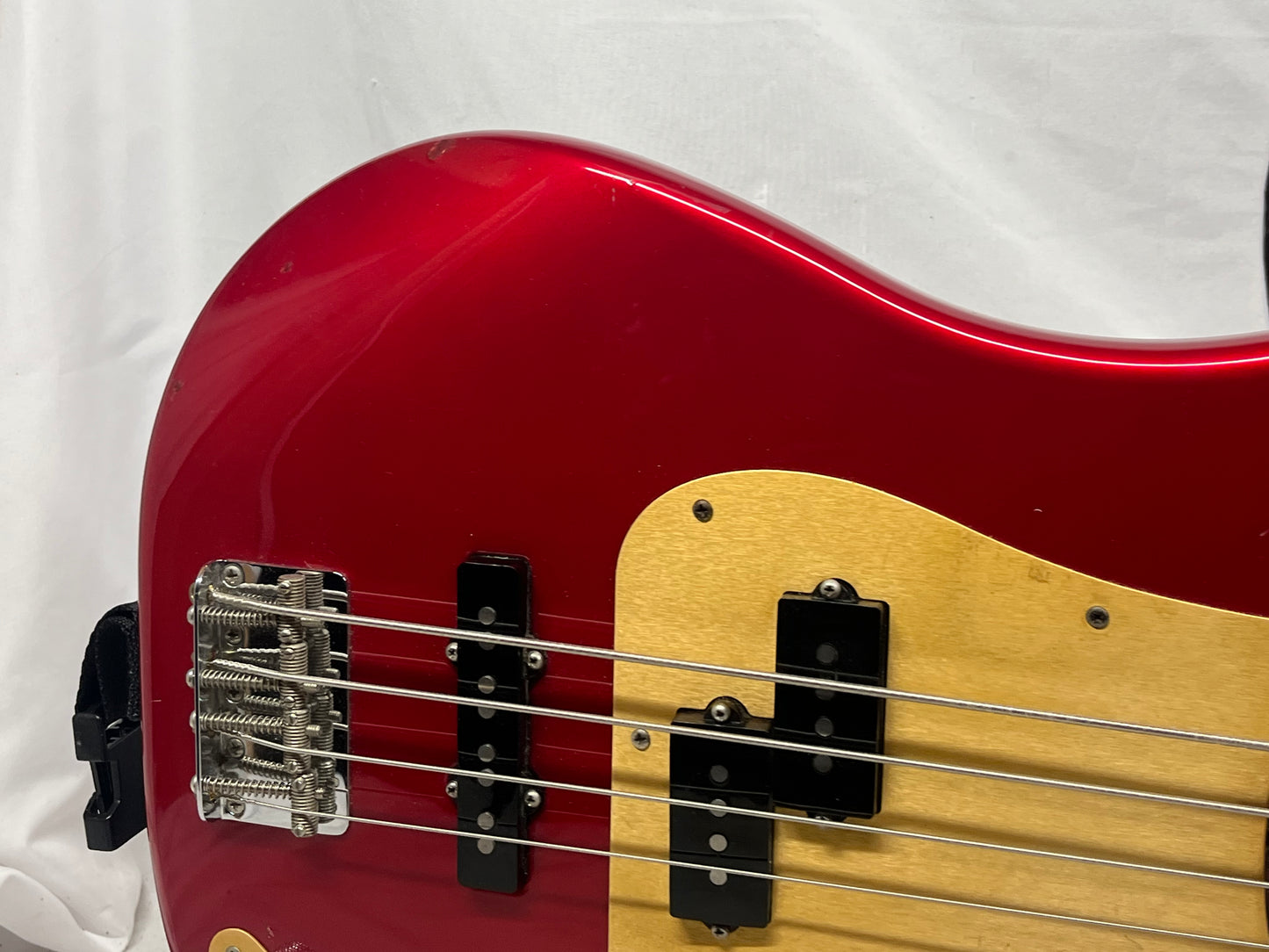 Fender Deluxe Series Precision Bass Special Bass Guitar 1998 - Red