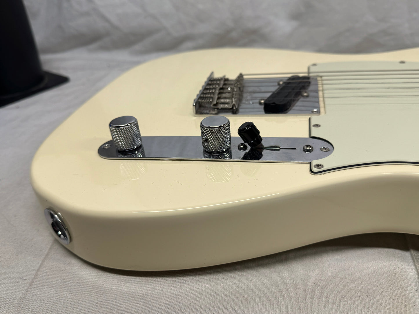 Fender Limited Edition American Standard Telecaster with Matching Headstock Guitar + Case 2016 - Olympic White / Rosewood fingerboard