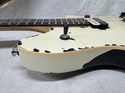 EVH Limited Edition Striped Series Wolfgang Special Guitar with Gig Bag 2026 - Distressed Ivory