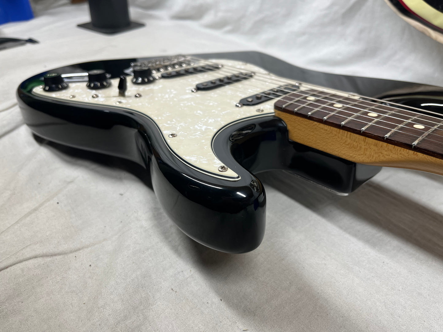 Fender Standard Stratocaster Strat MIM - Made in Mexico Electric Guitar