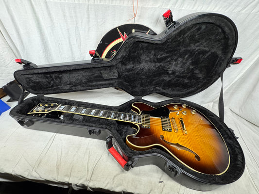 Yamaha SA2200 sa-2200 Semi-Hollowbody Guitar with Gator Case 2020
