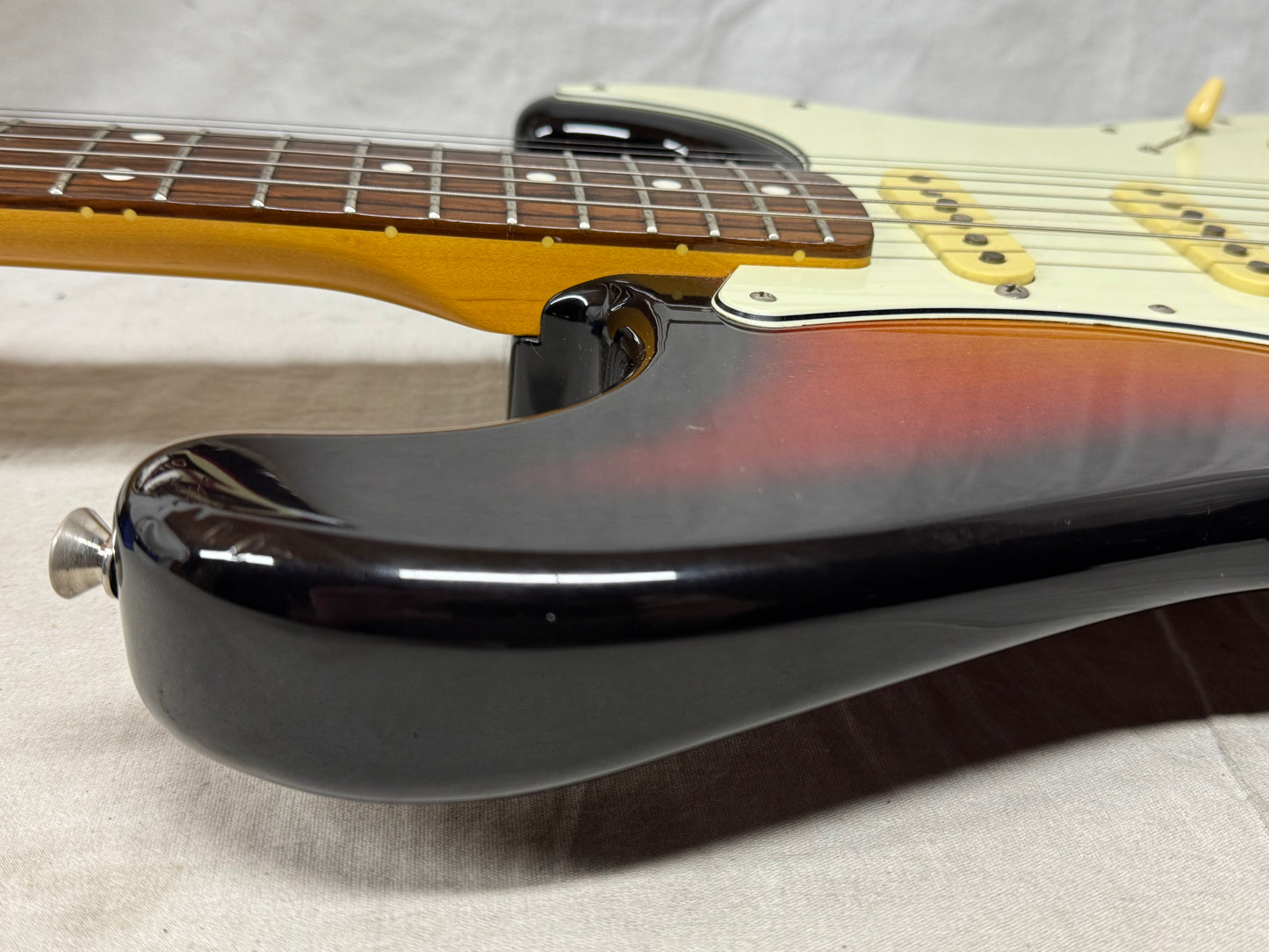 Fender ST-62 st62 1962 '62 Reissue Stratocaster Guitar - CIJ Crafted In Japan 2006 - 2008 - 3-Color Sunburst / Rosewood fingerboard
