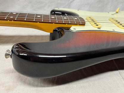 Fender ST-62 st62 1962 '62 Reissue Stratocaster Guitar - CIJ Crafted In Japan 2006 - 2008 - 3-Color Sunburst / Rosewood fingerboard