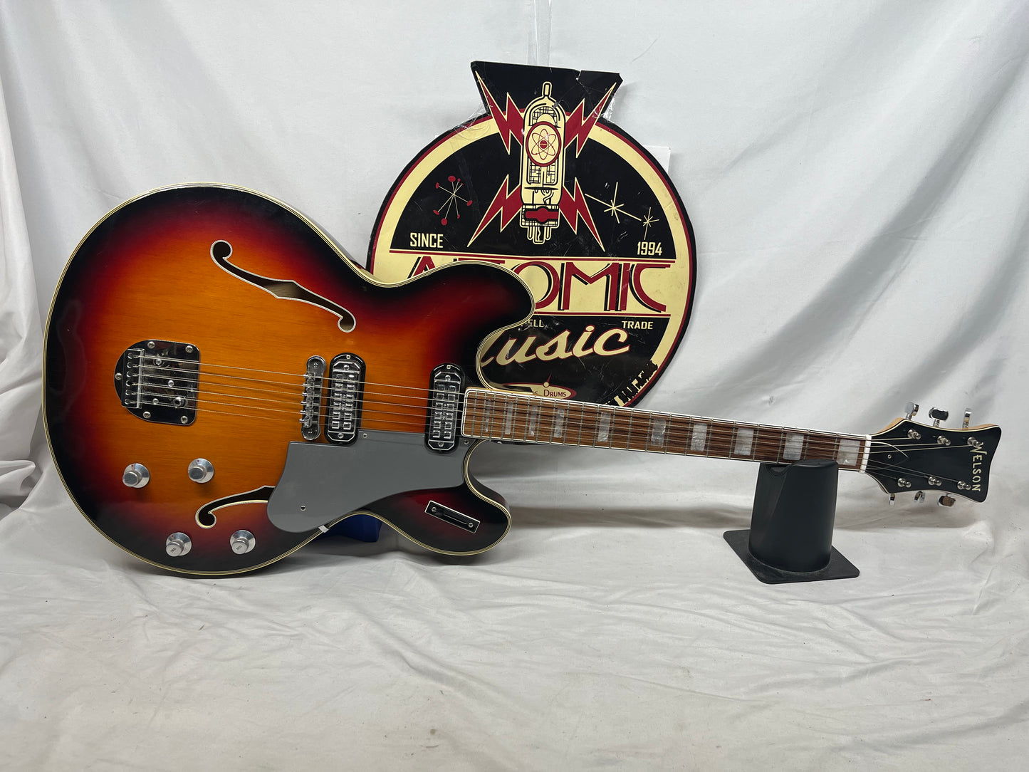 Welson 1960s DS2 Vintage Hollow Body Electric Guitar