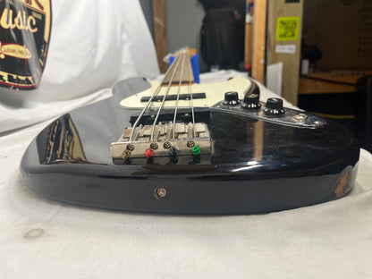 Fender 4-String Electric Jazz Bass MIM - Made in Mexico