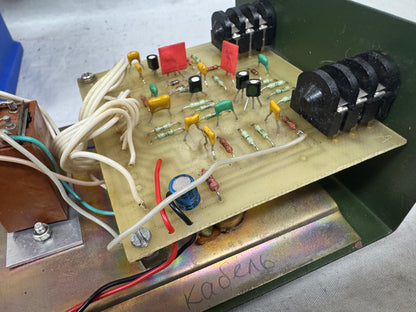 Electro-Harmonix x Sovtek " Green Russian " Big Muff π Pi version 7C 3rd Edition Distortion Fuzz Pedal with Original Wood Box - BM-1-01.00.001 ~2000 - Bubble Font / 6-Screw Chassis
