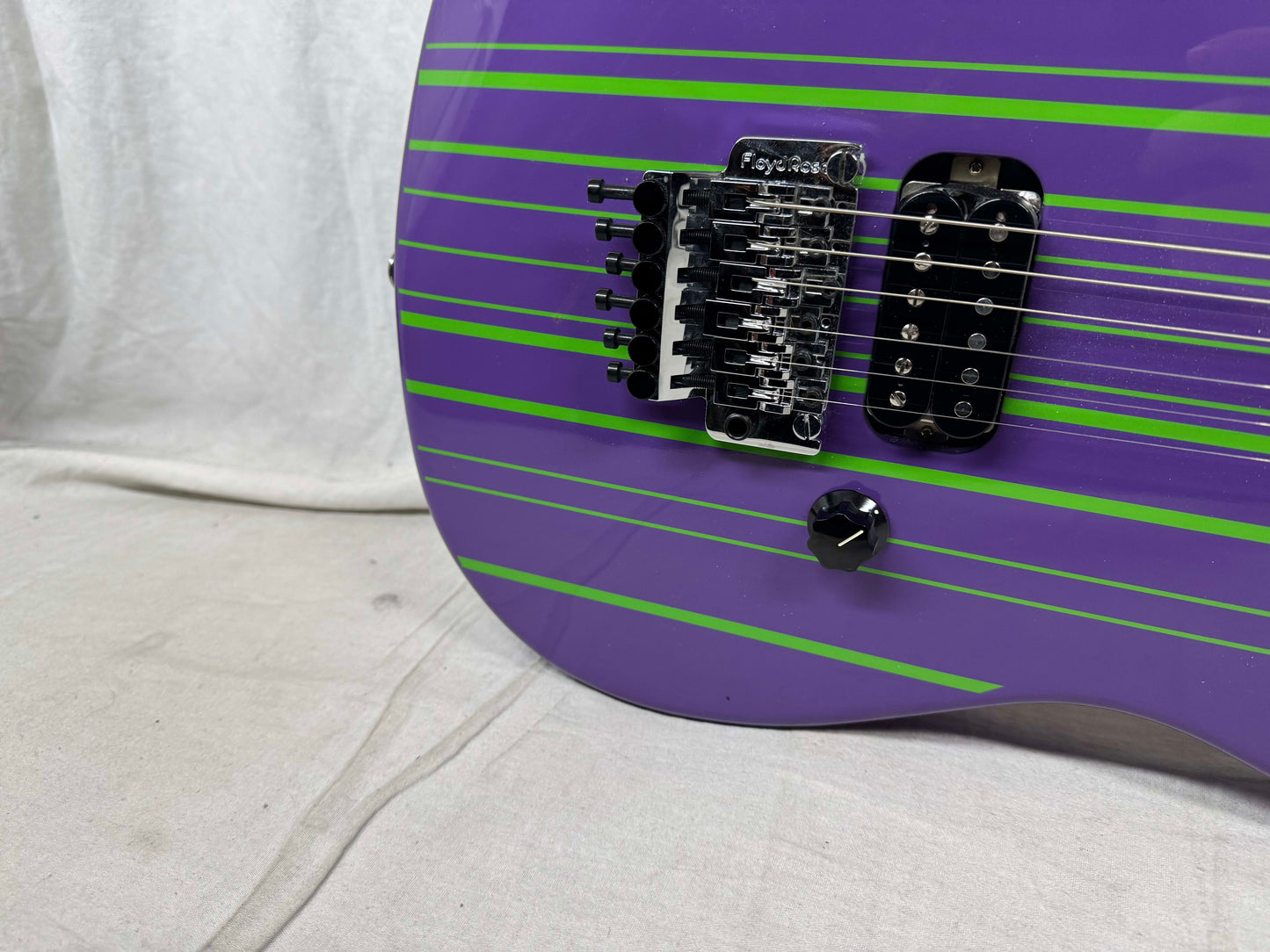 Mean Street Guitars meanstreet Unchained Tour Guitar with Case - Joker