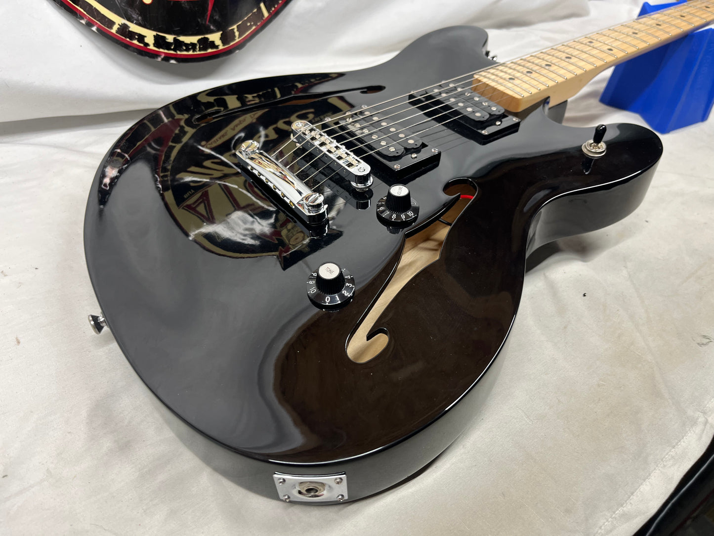 Squier Affinity Series Starcaster Semi-Hollow Body Electric Guitar - Black