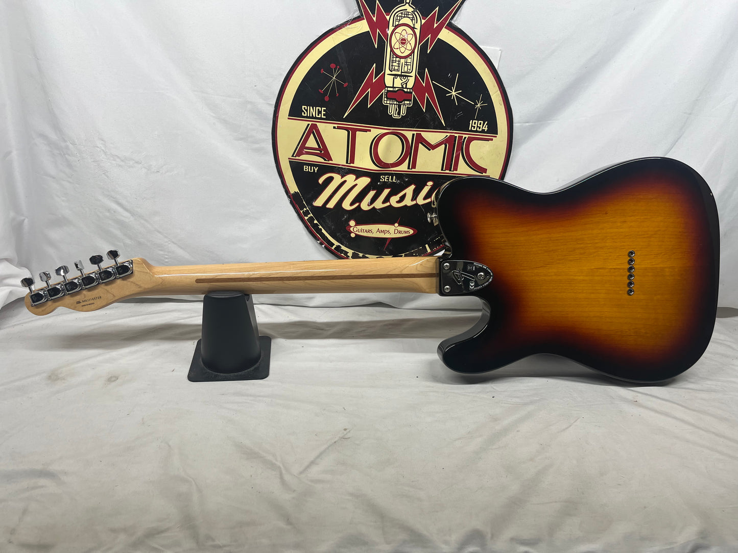 Fender Classic Series '72 Telecaster tele Custom Electric Guitar - 3-Color Sunburst