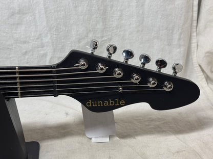 Dunable Yeti Bass VI 6-string Bass Guitar with Case