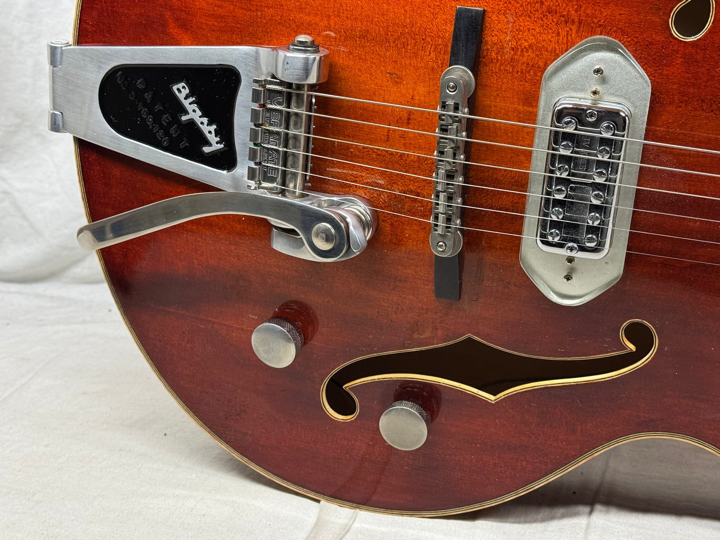 Eastman T58/V t 58 Archtop Hollowbody Guitar with Case