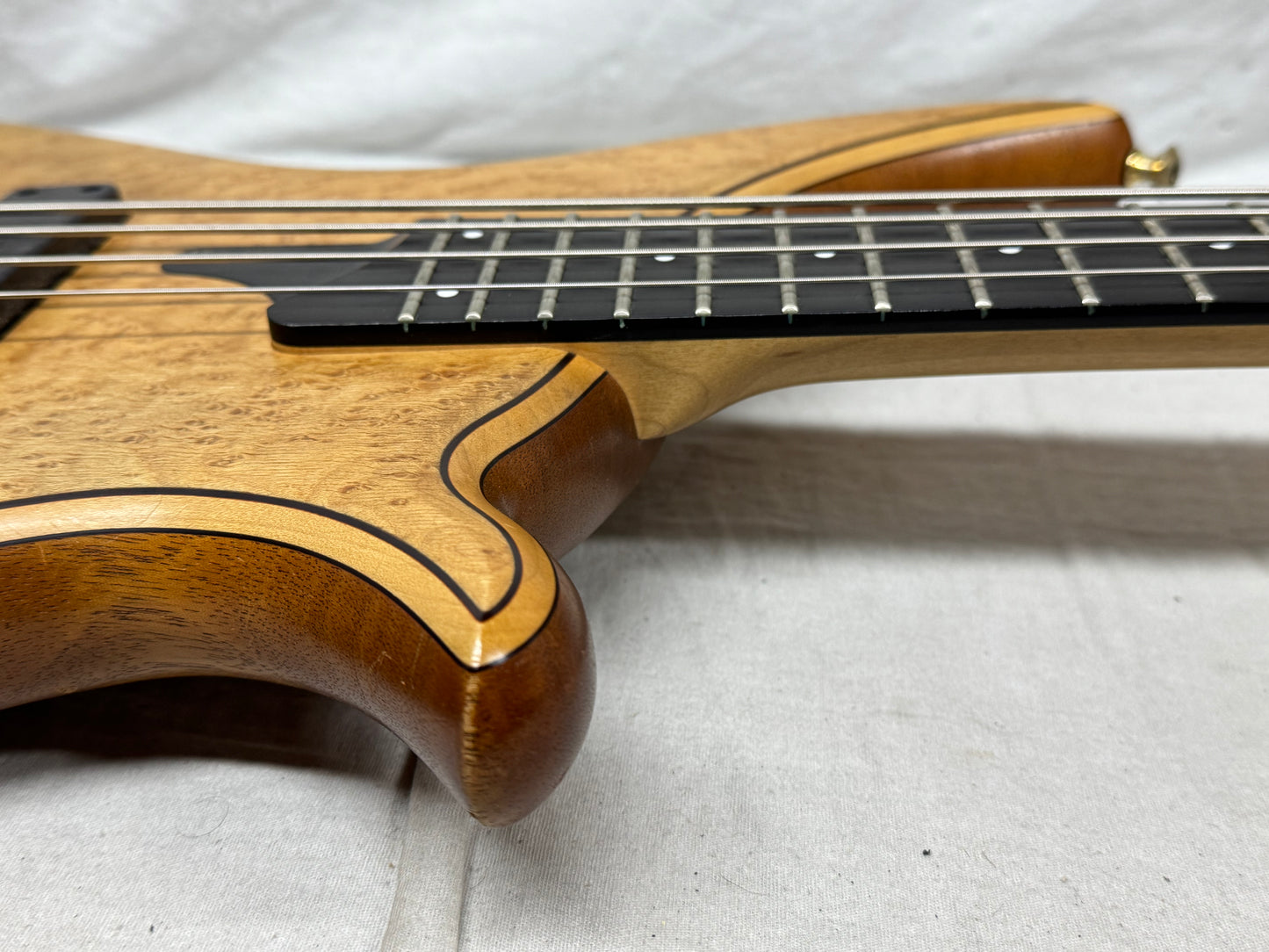 Tune TWB-4 twb4 4-string Bass
