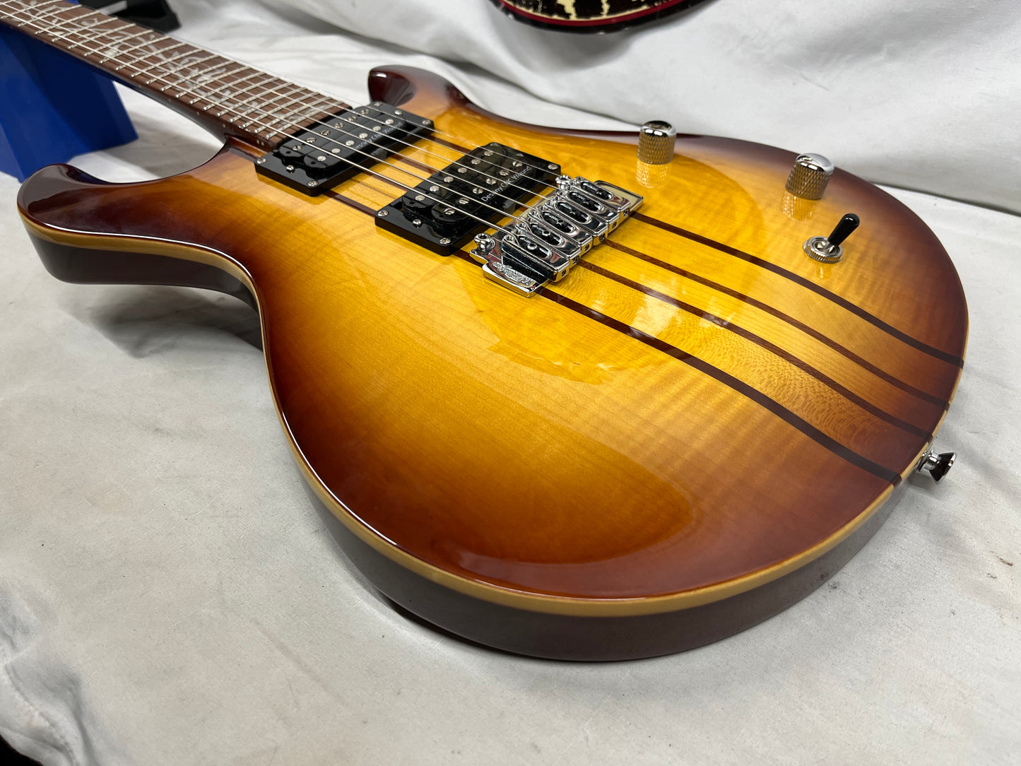 IYV IP-300 Doublecut Electric Guitar with Tree of Life fret Inlay- Tobacco Sunburst