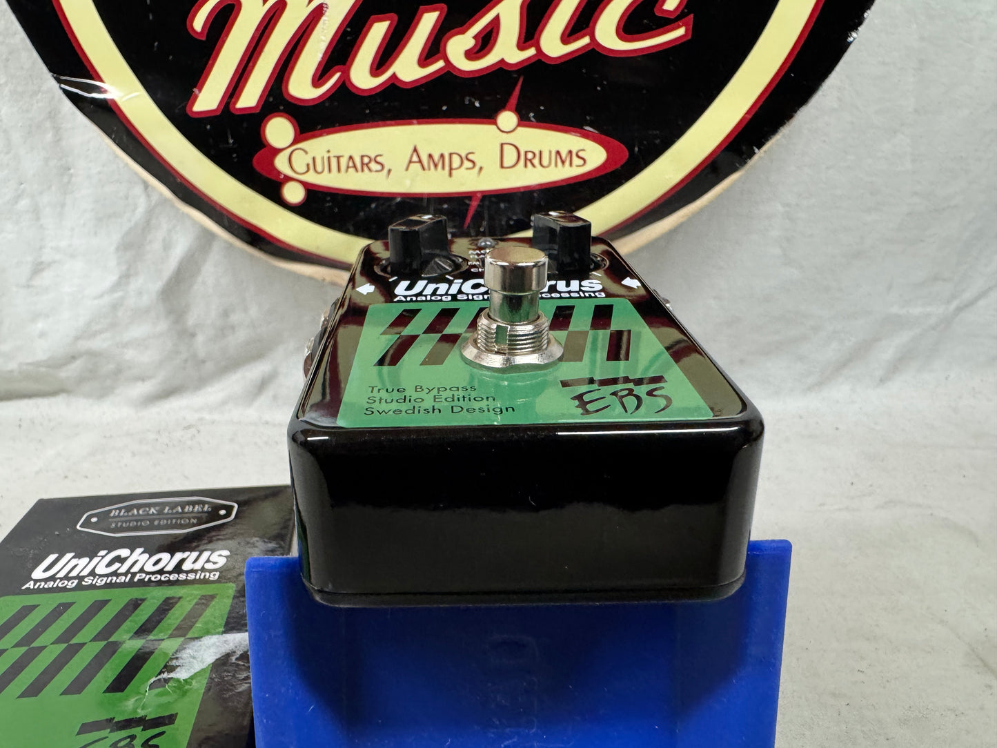 EBS Studio Edition UniChorus Chorus Pedal with Box