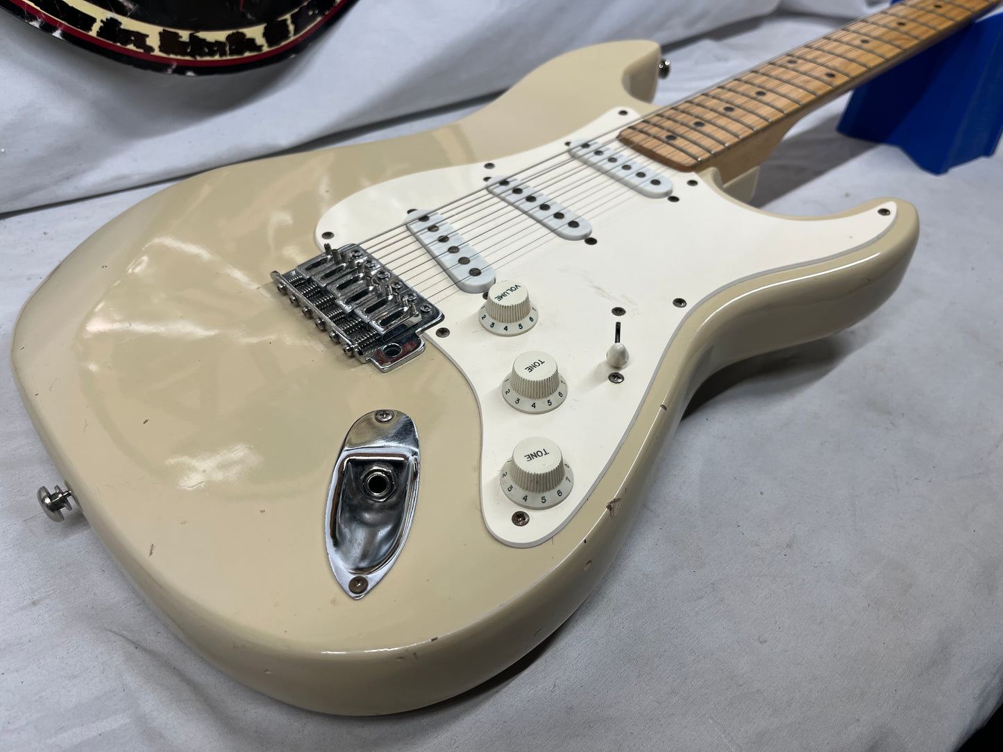 Harmony S-Style Doublecut Electric Guitar